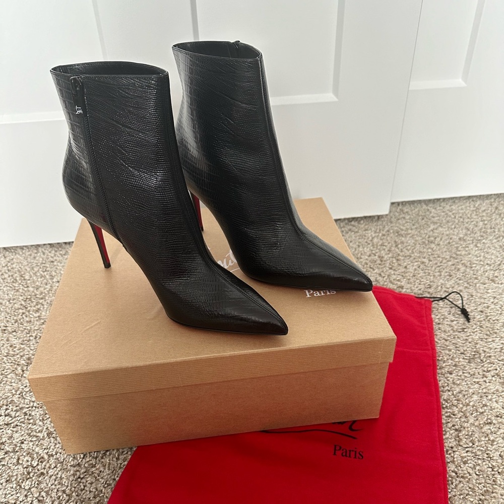 Louboutin So Kate ankle booty black 39.5